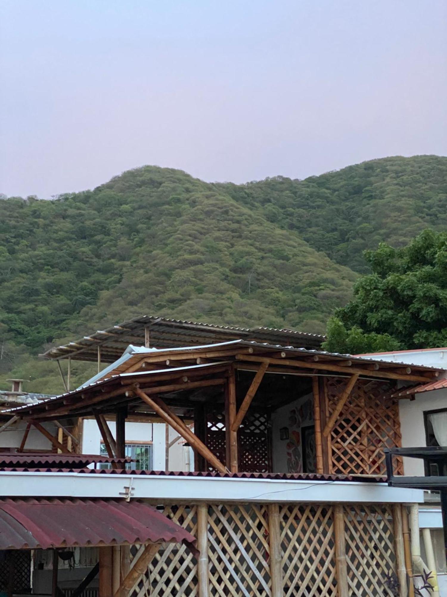 Casa Italia Guest House ตากังกา ภายนอก รูปภาพ