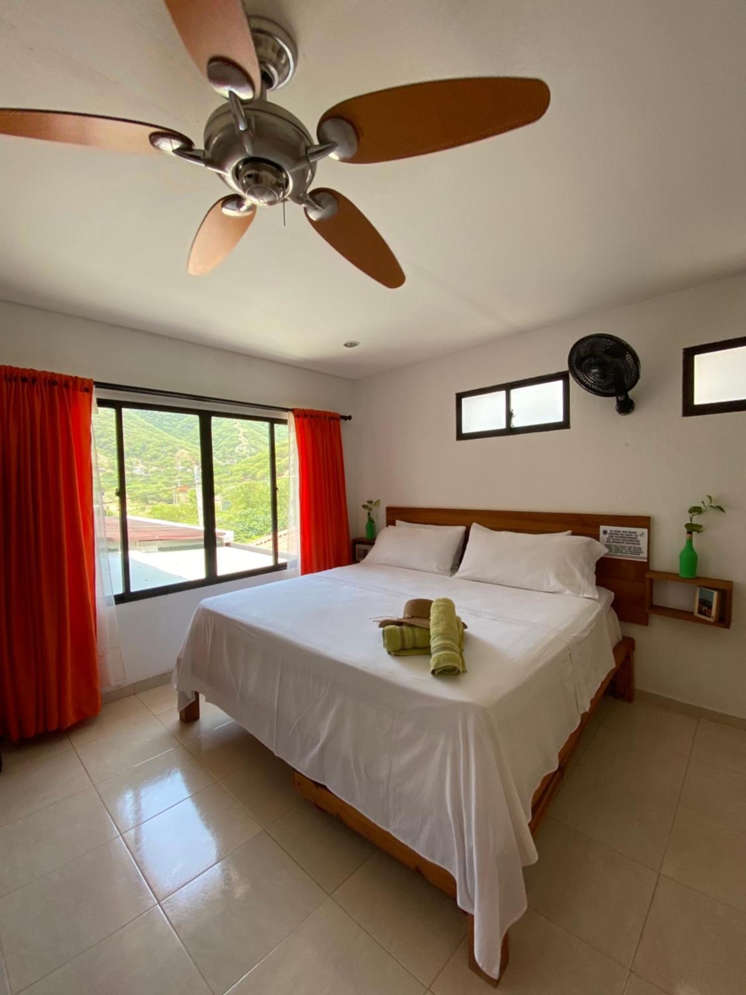 Casa Italia Guest House ตากังกา ภายนอก รูปภาพ