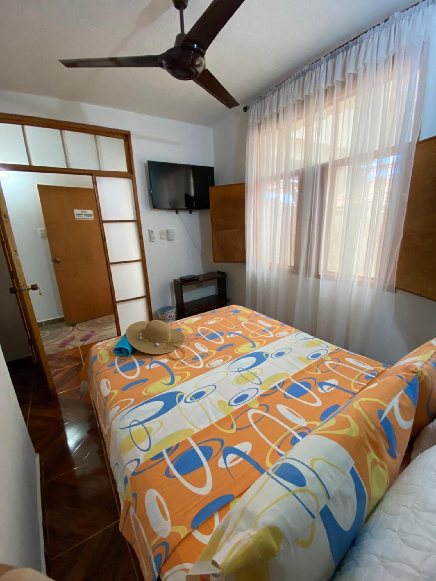 Casa Italia Guest House ตากังกา ภายนอก รูปภาพ